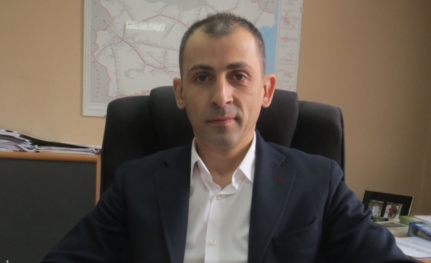 Инж. Златин Крумов: 7 снегорина и стотици служители на НКЖИ чистят железопътната инфраструктура