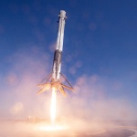 SpaceX поднови изстрелването на ракети (Видео)
