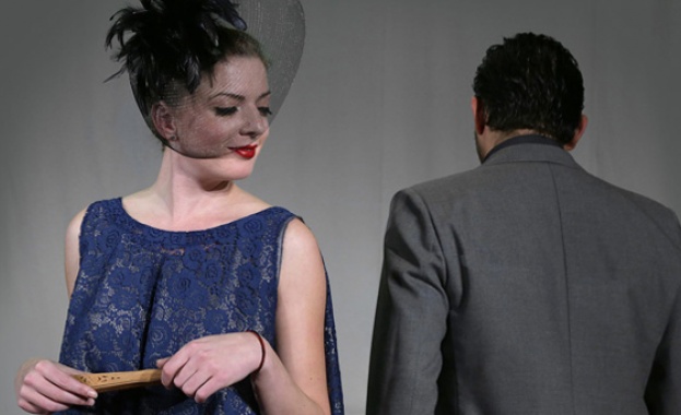Ямболският театър гостува тази неделя в София със спектакъла "Идеален съпруг"