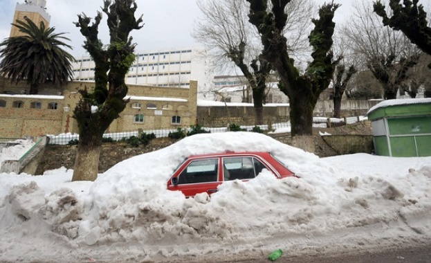 Снежна блокада и в Тунис