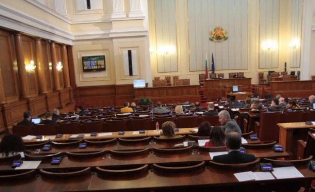 Депутатите започват работа след ваканцията, гледат промени в Наказателния кодекс