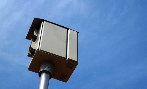 Слагат камери за скоростта в Кресна, Долна Градешница и Струмяни