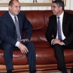 Петият демократично избран президент поема кормилото на "Дондуков"2