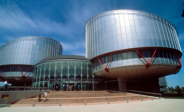 България ще плати 93 000 евро за обезщетения по 4 дела в Страсбург