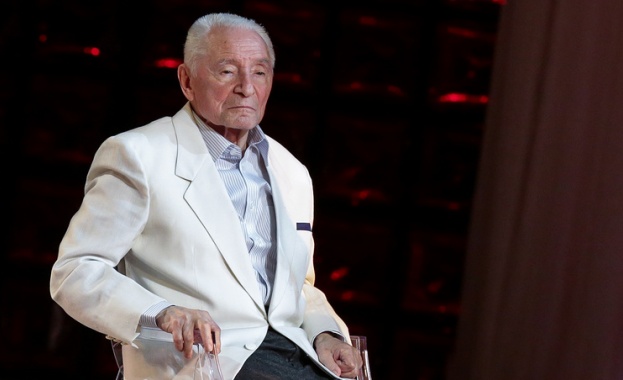 Хореографът Юрий Григорович бе удостоен с почетна награда в България