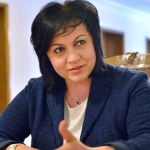 Нинова отговори на Борисов: Кой мислите, че е умникът!? Ами вие!