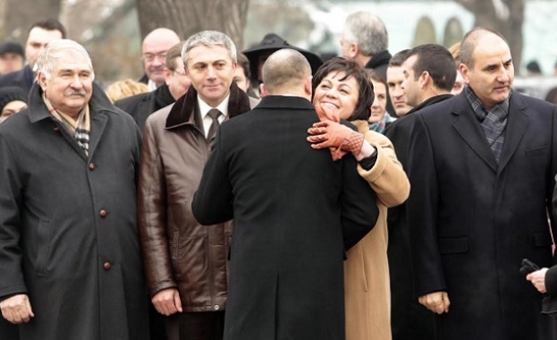 Корнелия Нинова към Румен Радев: Гордея се с теб и знам, че ще бъдеш достоен президент