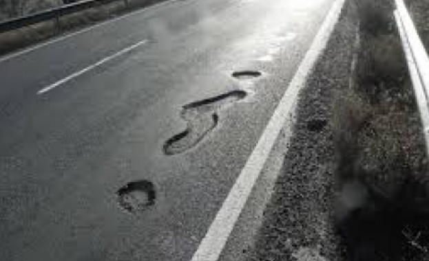 АПИ ще кърпи новопоявилите след снеговалежите дупки