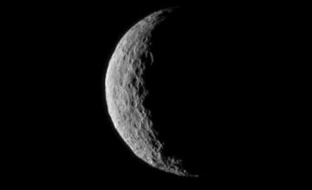 Учени установиха какъв е произходът на повърхността на Церера