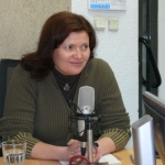 Крумова: Няма опасност от спиране на европейски средства за България
