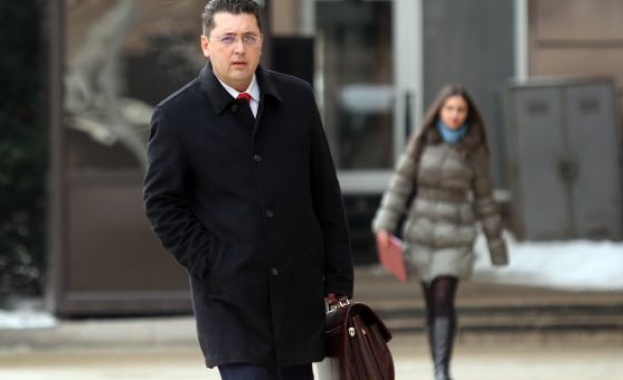 Вътрешният министър пристигна изненадващо на българо-турската граница