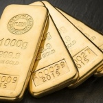 Цената на стандартен слитък злато за пръв път прехвърли цената от 1 млн. долара