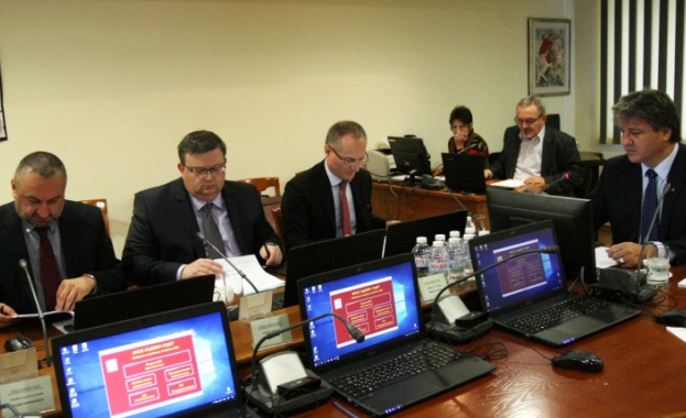 ВСС упорства данъчните да събират вземанията на съдебната власт