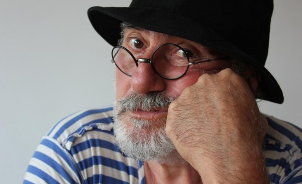 Пейо Пантелеев кани бургазлии в неделя на поетична премиера и концерт-спектакъл