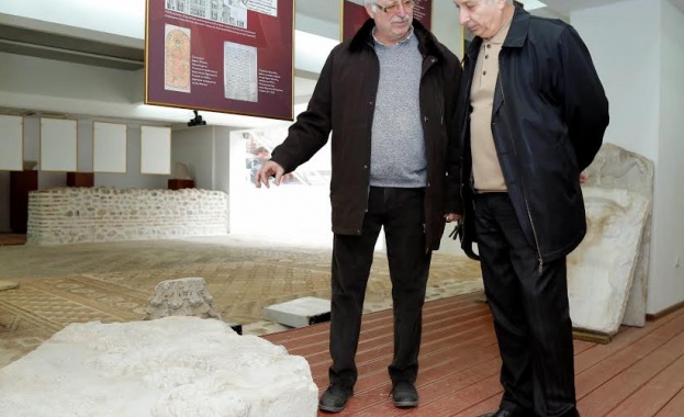Премиерът посети археологическия музей в Сандански