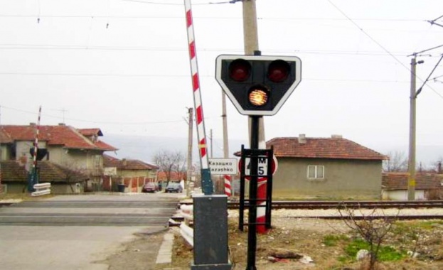 Локомотивните бригади да спазват стриктно сигналите по жп инфраструктурата