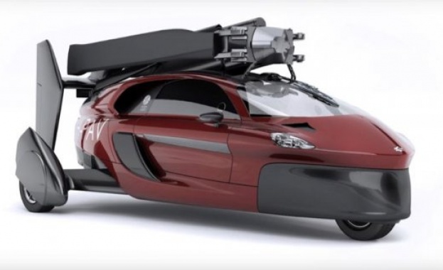 Холандската компания PAL-V вече приема поръчки за аеромобила си