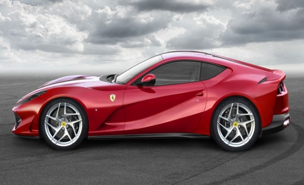 Ferrari 812 Superfast e най-мощният атмосферен „жребец”