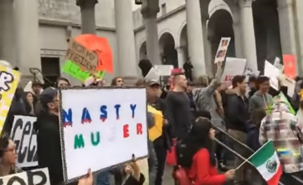 Протести срещу Тръмп заляха улиците на няколко американски града