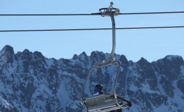10-годишно дете пострада тежко на ски пистата под връх Тодорка