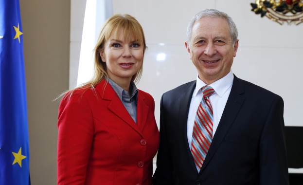 Министър-председателят Огнян Герджиков  се срещна с еврокомисар Елжбета Бенковска