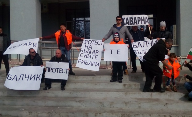 Рибарският протест се мести от морето в София