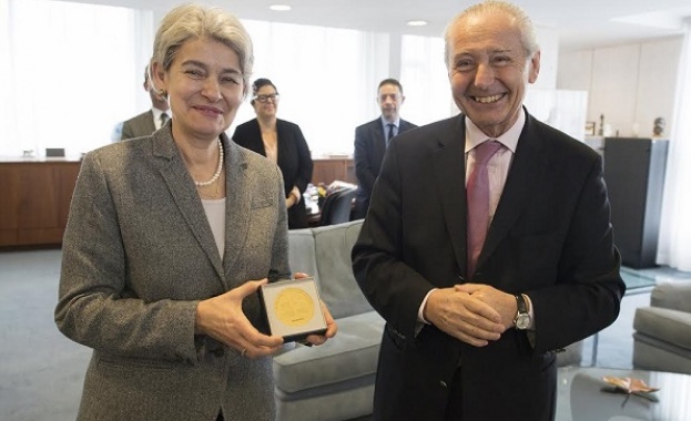 Ирина Бокова получи високо признание за 70-годишнината на Френската национална комисия за ЮНЕСКО