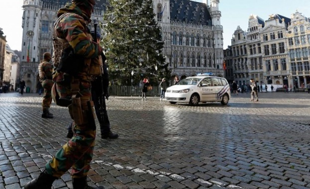 Арестуваха предполагаеми терористи във Франция