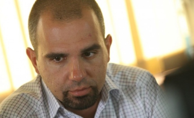  Симеонов: Радев има политически качества и продължава да лети с положителна инерция