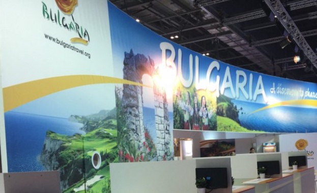 Стела Балтова събира експертите по туризъм в Бургас