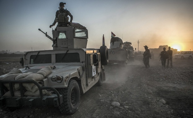 Иракската армия е затворила последния главен изход от убежището на "Ислямска държава" в Западен Мосул