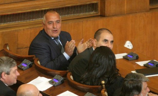 Борисов: Ако видя по-добри от ГЕРБ, ще застана отстрани и ще ръкопляскам