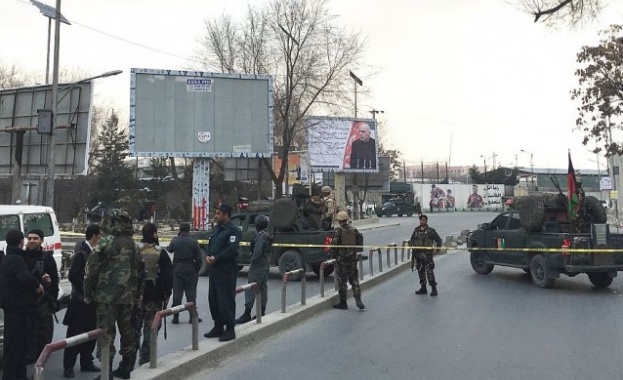 Нападение срещу най-голямата военна болница в Афганистан