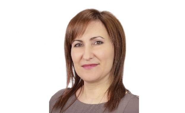 Виолета Христодулова: И на осми март отново говорим за препятствията, с които всяка жена се сблъсква