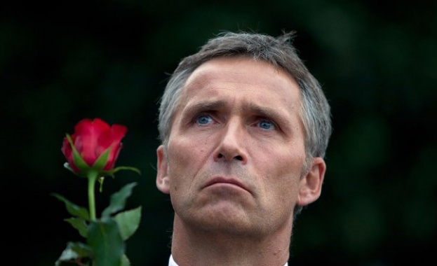 Столтенберг: НАТО вече не е мъжки свят