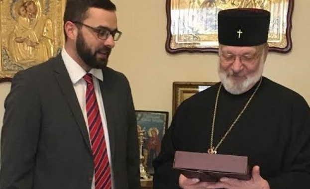 Стоян Мирчев след среща с Доростолския митрополит Амвросий: Младостта е нищо без мъдростта! 