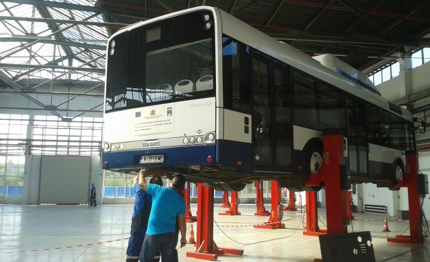 Как ремонтират превозните средства в градския транспорт?