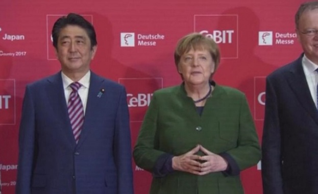 Шиндзо Абе подчерта важността на свободната търговия между ЕС и Япония