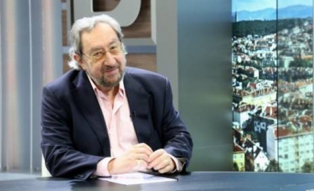 Юлий Павлов: Най-много 6 партии влизат в 44-ото НС