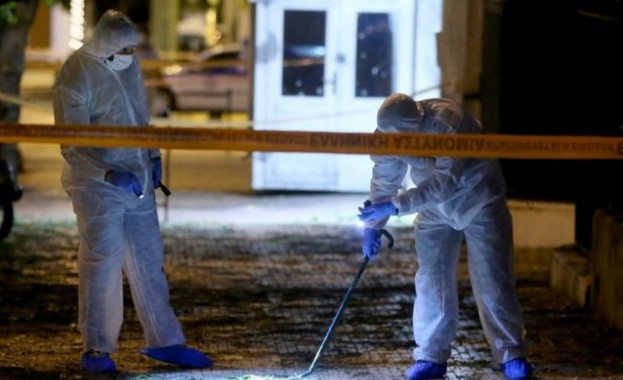 В Атина задържаха още 8 подозрителни пакета