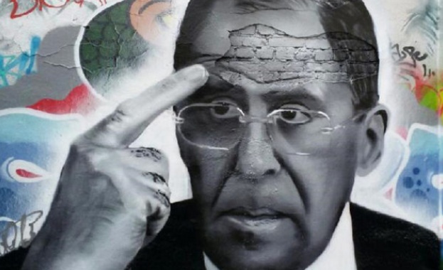 В Москва се появи графит с лика на Лавров