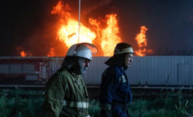 Жители на украински град бяха евакуирани заради пожар в склад за муниции