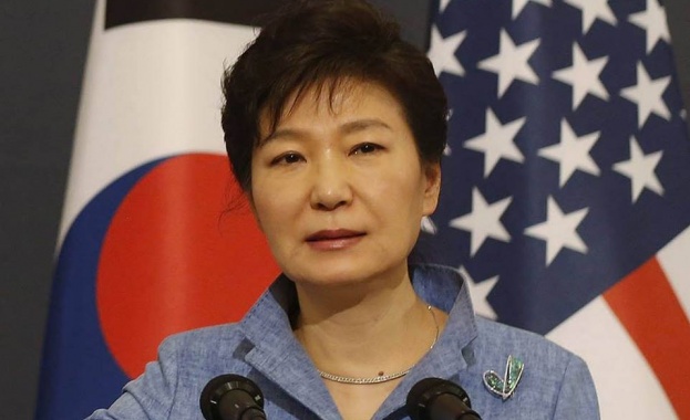 Прокурори искат арест за експрезидента на Южна Корея