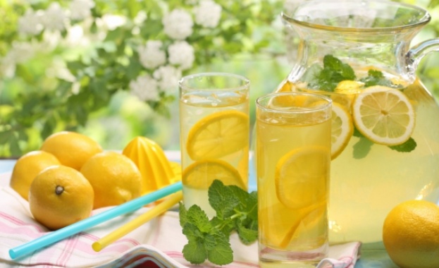 Учени могат да изпращат лимонада по интернет (видео)