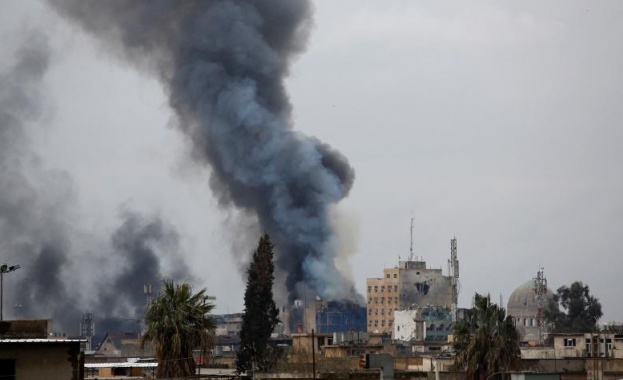 Обвиниха САЩ, че нанася въздушни удари срещу цивилни в Мосул