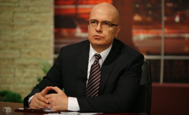 Бургаска телевизия покани Слави Трифонов и шоуто му