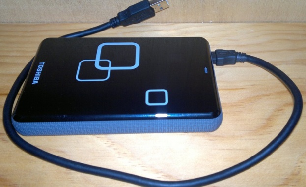 Apple, Amazon и Google се включват в наддаването за производителя на флашки NAND на Toshiba