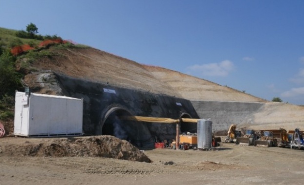 Липсват още документи за търга за тунел "Железница"