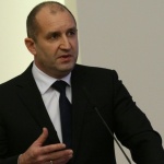 Румен Радев: Не може да противопоставяме различните въоръжени сили