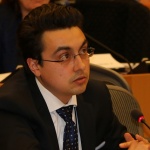 Момчил Неков: Държавата да се намеси спешно в защита на пчеларите
